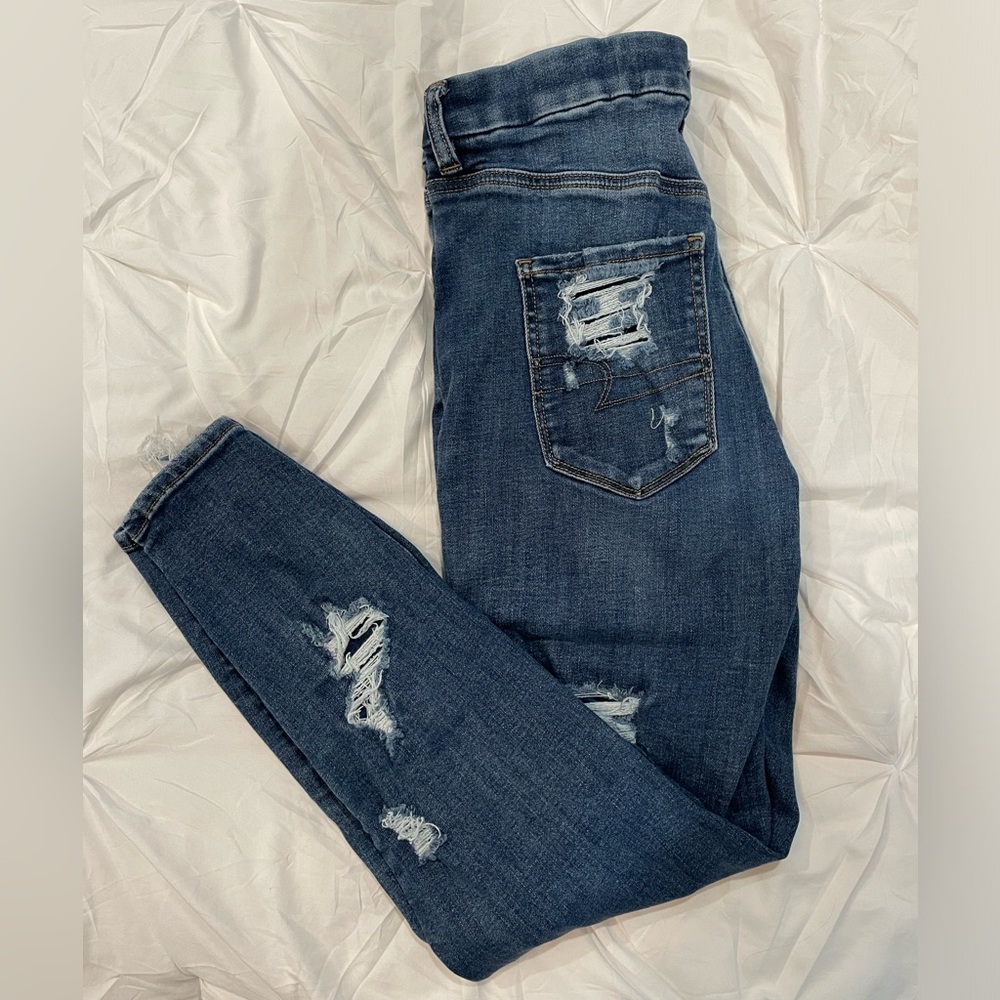 cropped american eagle jeans